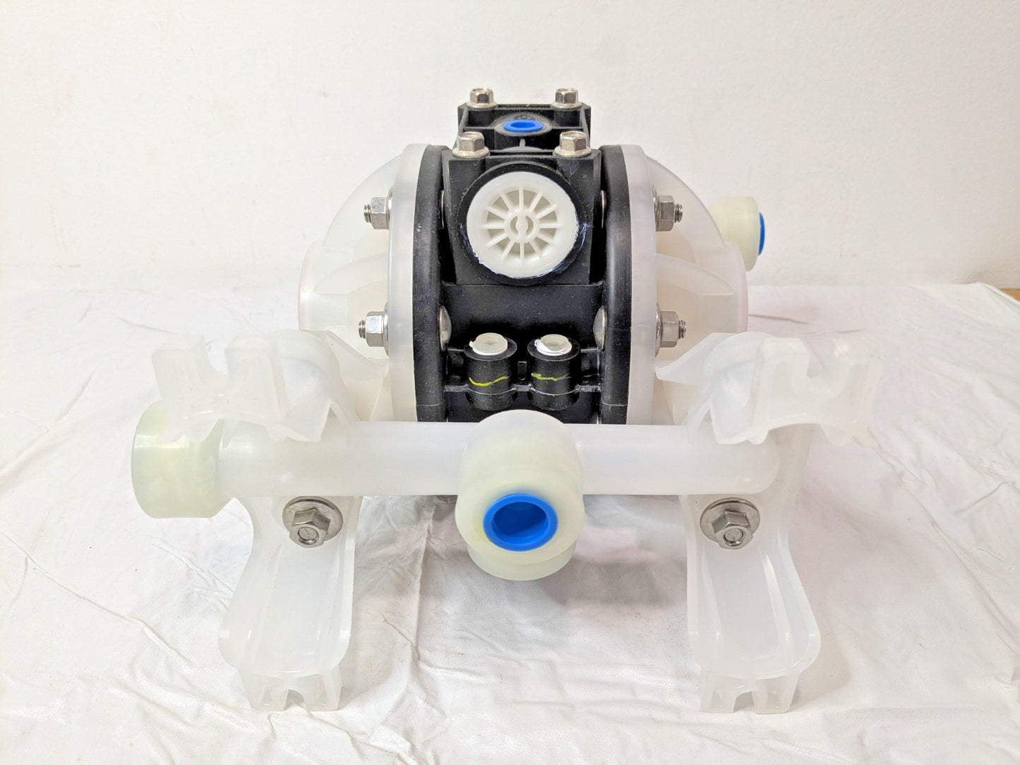 ARO/Ingersoll-Rand Air 1/2" Diaphragm Pump Polypropylene Housing PD05P-ARS-PAA-B