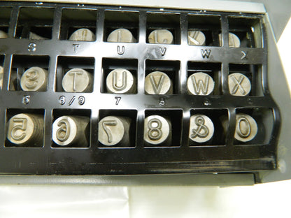 C.H. HANSON Heavy-Duty Stamp Set: 5/16 Character, 36 pc 21629 DAMAGED CASE