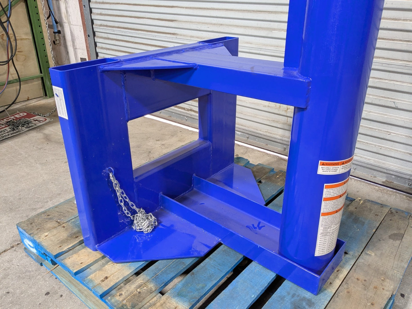 Telescoping Fixed Boom Forklift Attachment 4000 lb Capacity WTD-LB-4HD