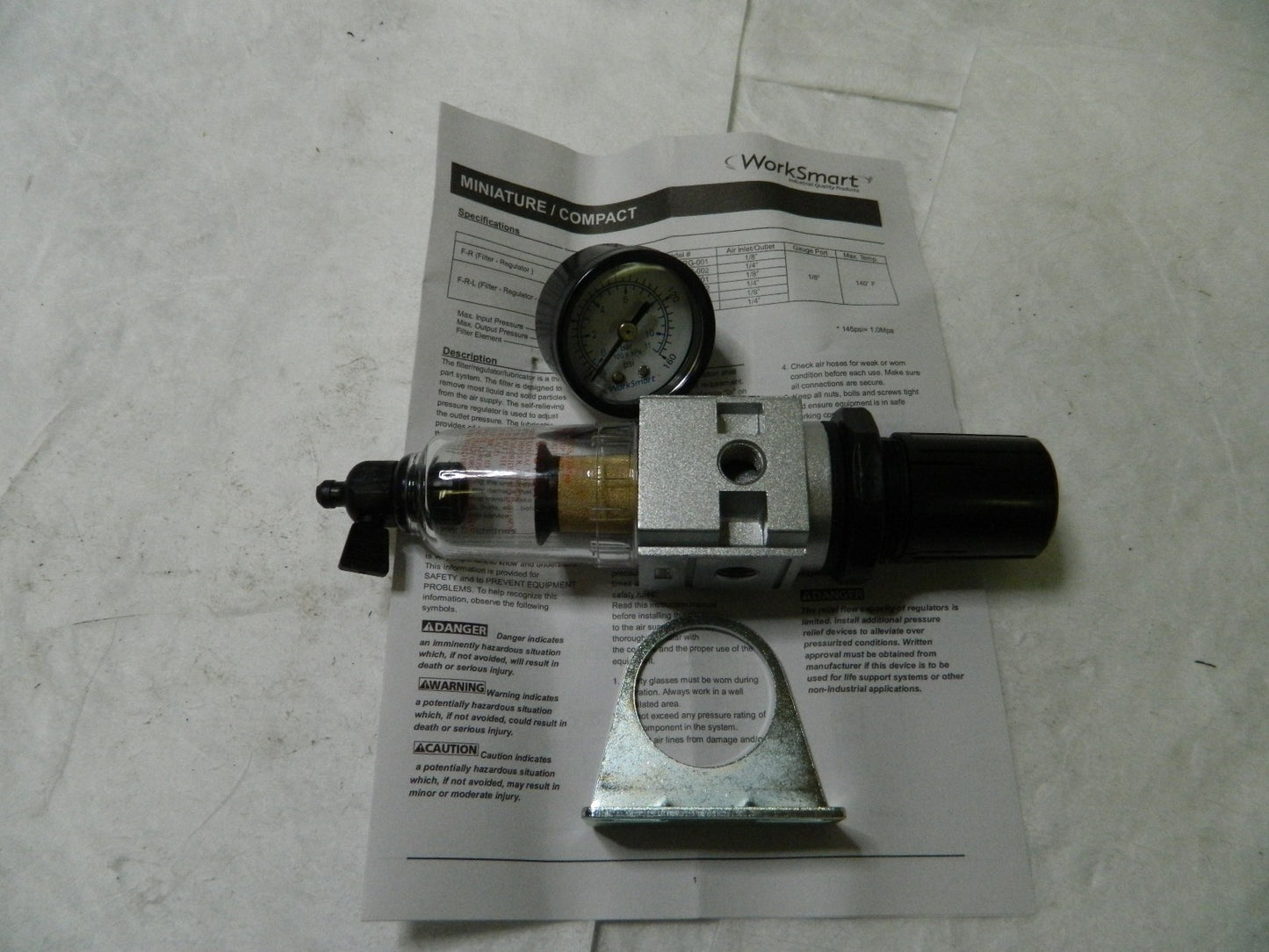 Worksmart Integral Filter Regulator 1/8" NPT Miniature WS-PN-FLRG-001