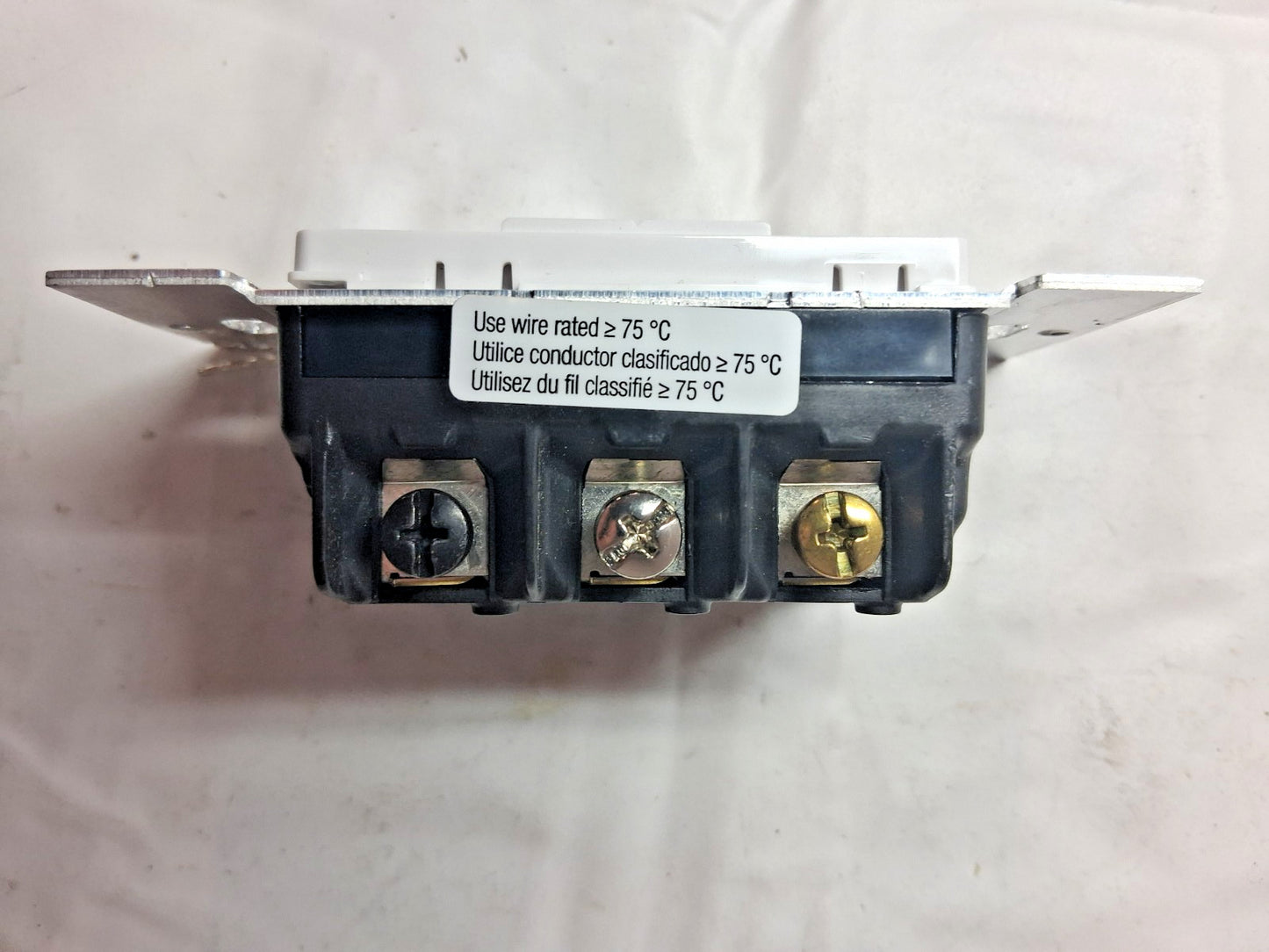 Maestro Wireless Lutron 120 VAC Electronic 600 W Dimmer MAELV-600-WH