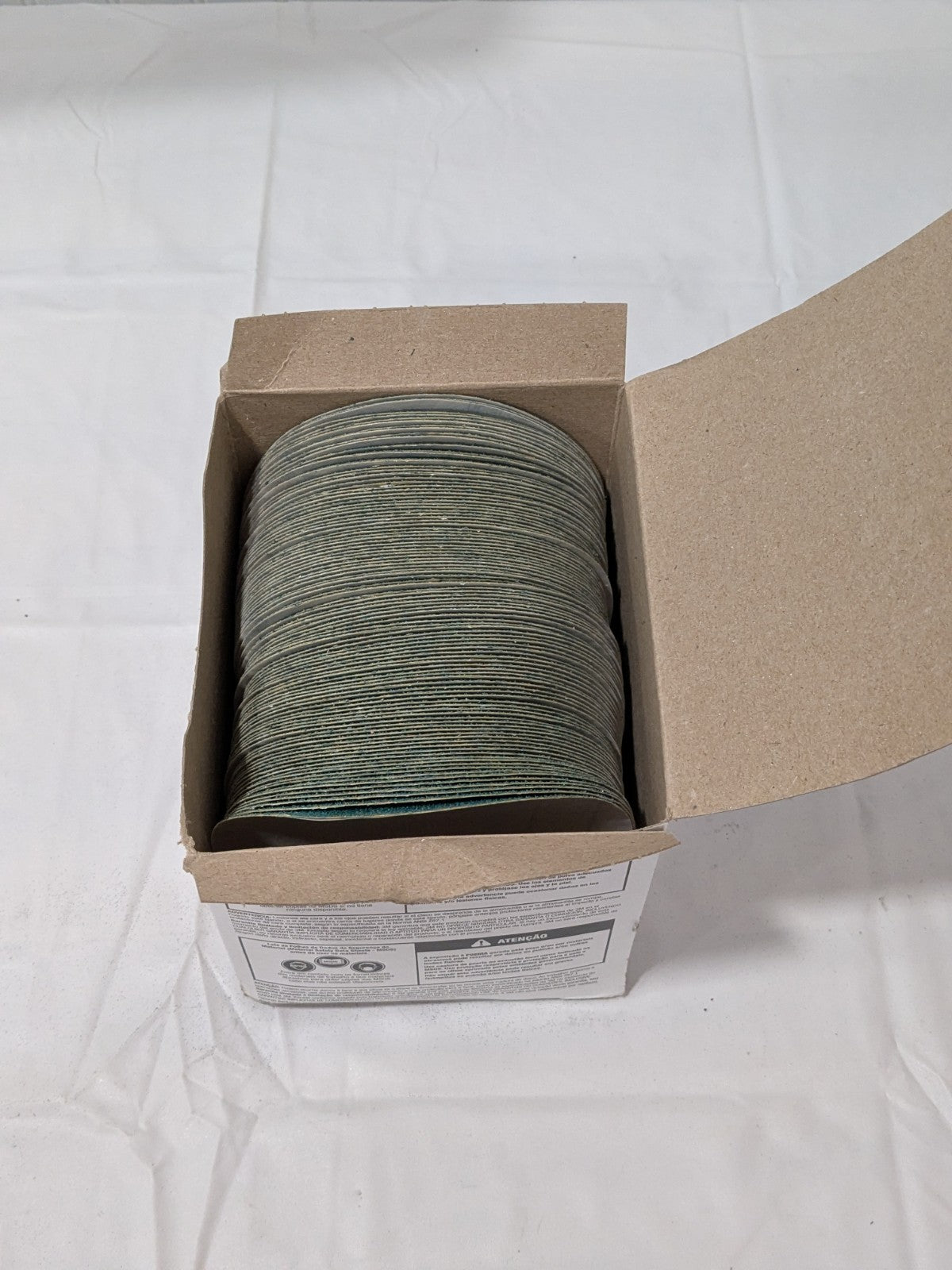 3M 5" Dia PSA Disc: 40 Grit, Aluminum Oxide Qty 100 7010363745