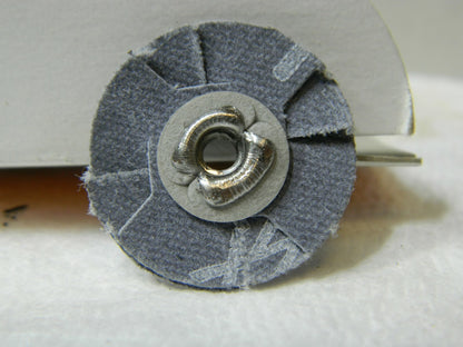 Standard Abrasives S/C Slotted Cloth Disc 1 in x 8-32 120 Grit Qty 100 727299