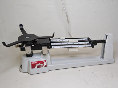 Ohaus 700/800 Series Mechanical Triple Beam Balance 610g Capacity