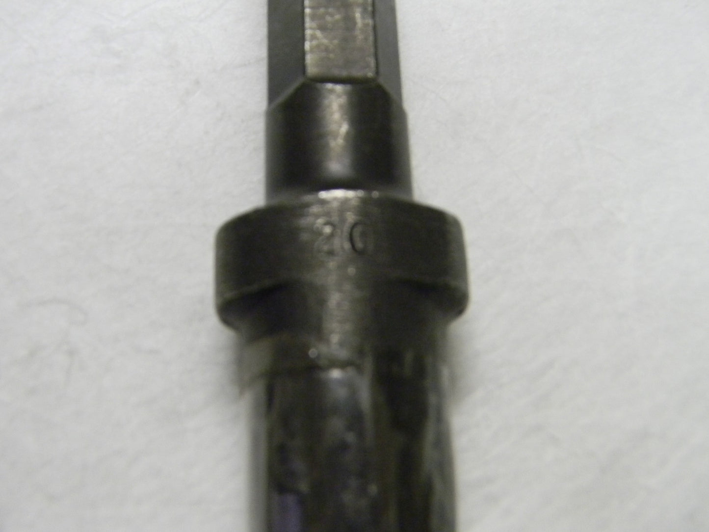 Pro 3" Head Width, 9" OAL, 1/2" Shank Diam, Scaling Chisel 00450627