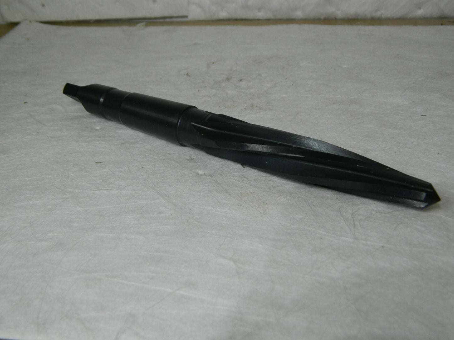 Car Reamer 15/16" Reamer Diam 19/32" SE Dia 1-7/16" Hex Shk 5" FL 429A160
