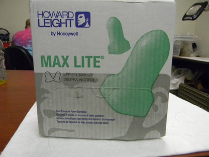 Howard Leight Disposable Uncorded 30 dB  Earplugs QTY  200 LPF-1