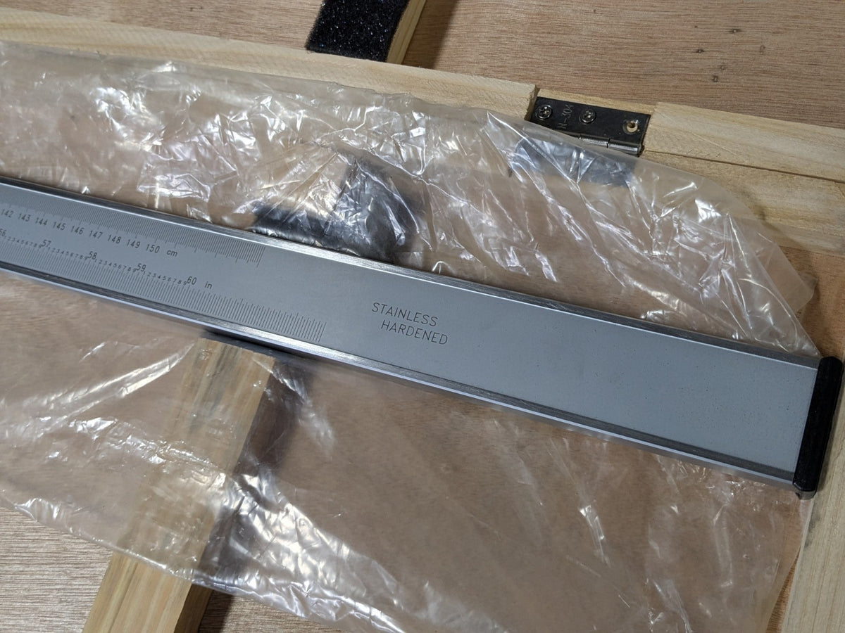 SPI Stainless Steel Vernier Caliper 0 - 60"/1500mm Range 20-697-9 Scratch N Dent