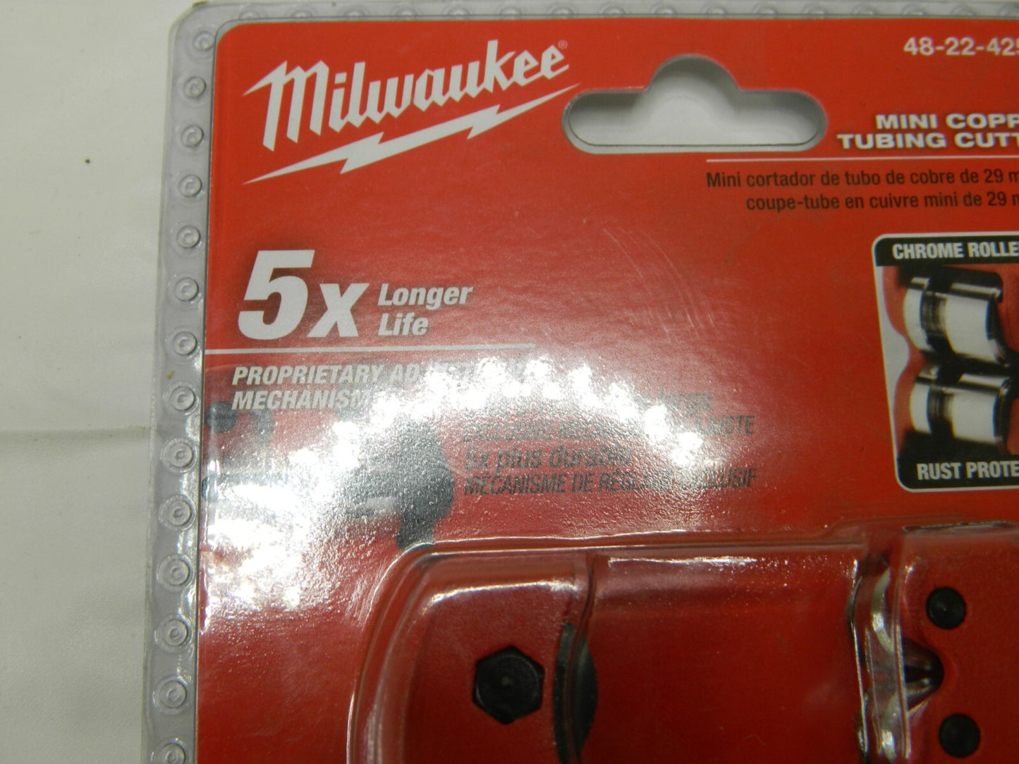 MILWAUKEE TOOL Hand Tube Cutter: 1/8 to 1" Tube Cuts Copper 48-22-4251