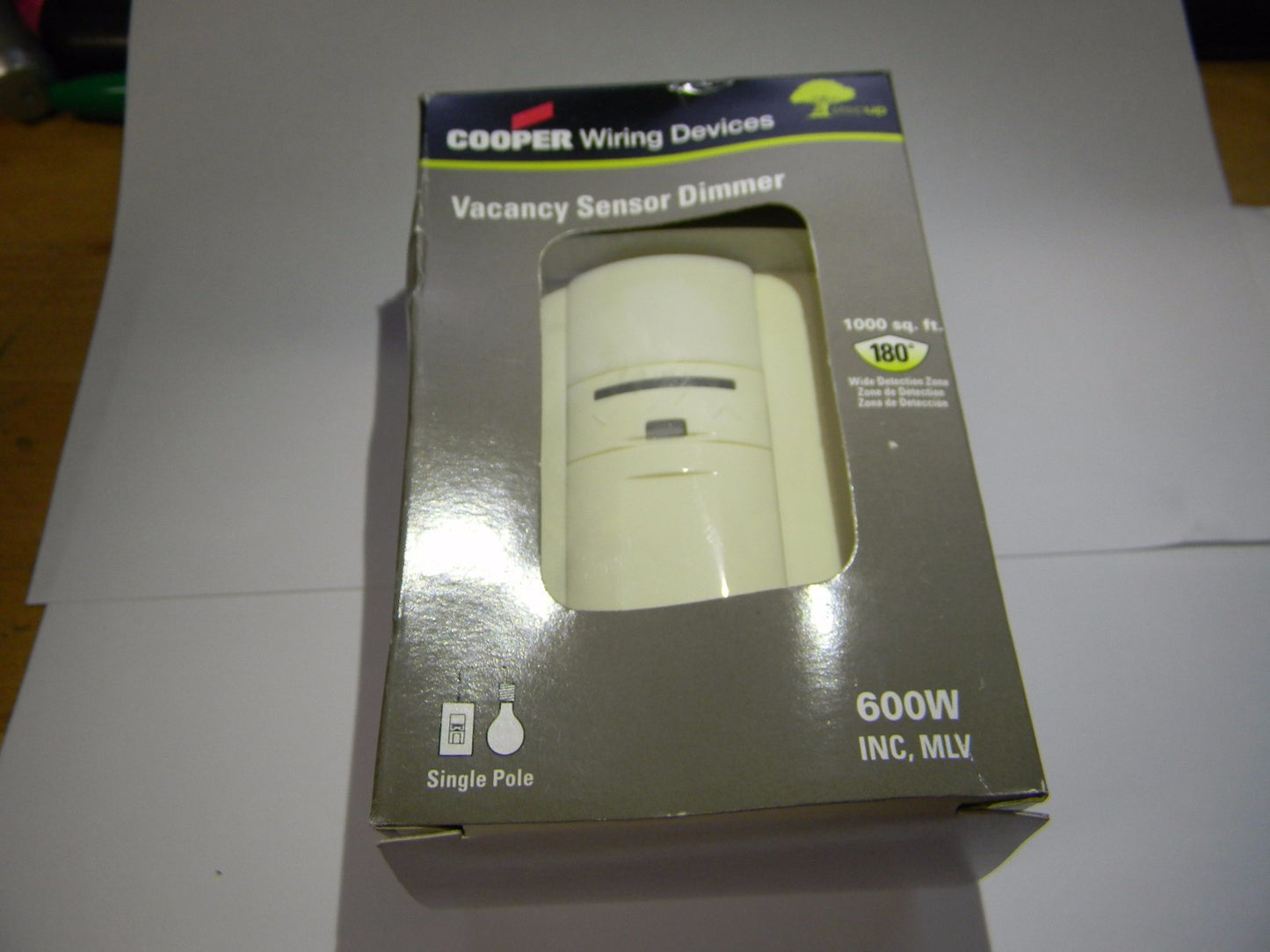 Cooper Wiring Devices 1,000 Sq Ft Infrared Vacancy Sensor Wall Switch VS106D1-A