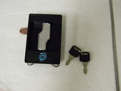 Work Smart Square Lock WorkBench Accessory QTY 10  WS-MH-WKST-024