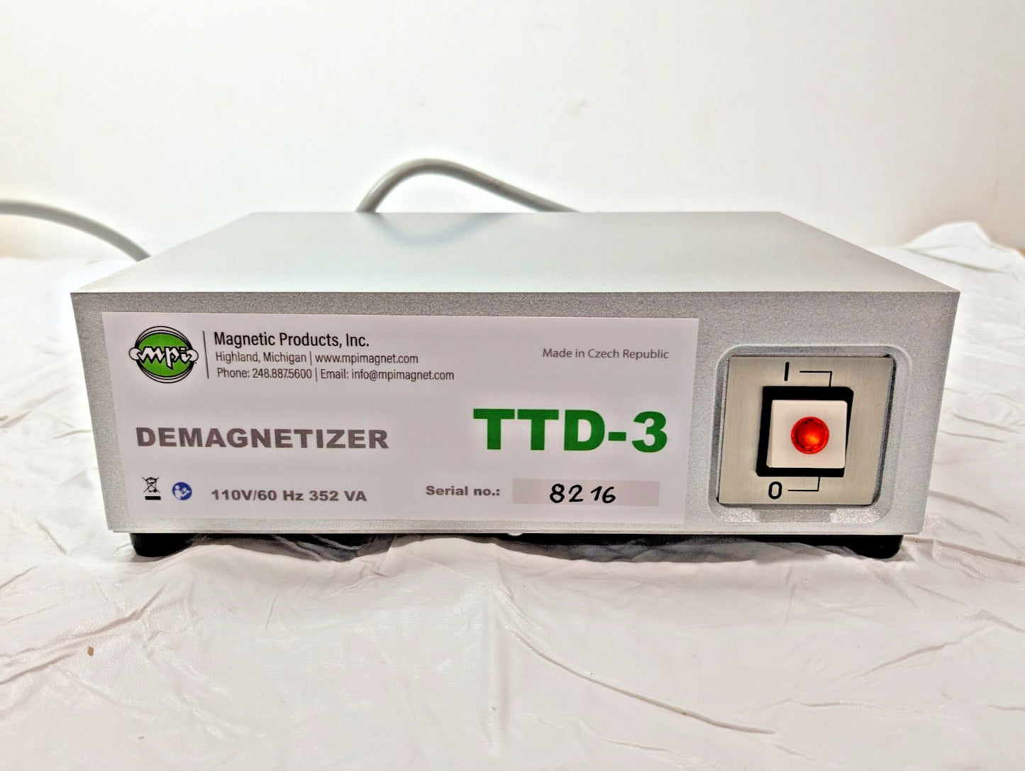 MPI Table Top Demagnetizer 9.8"W x 7.1"L x 3.4"H 110V/60Hz TTD-3