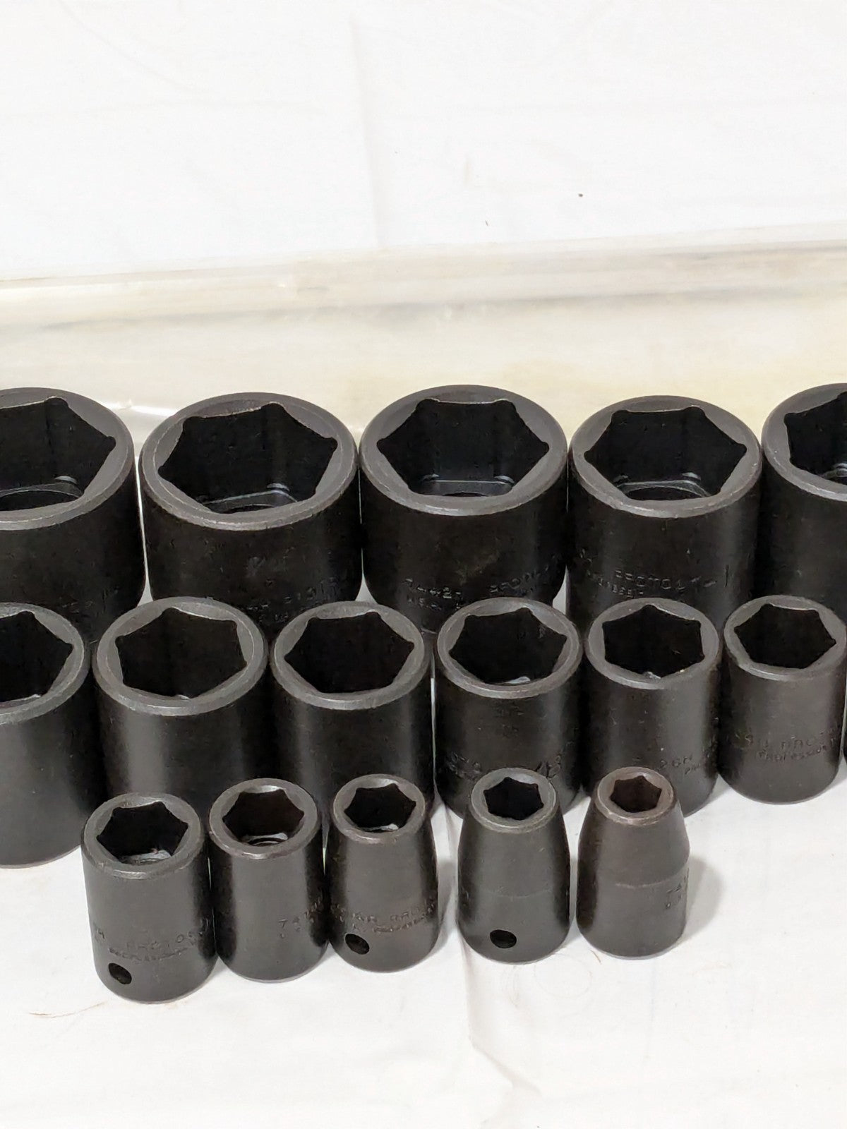 Proto Socket Set: Impact Standard, 19 Pc, 1/2" Drive, 3/8 to 1-1/2" J74106