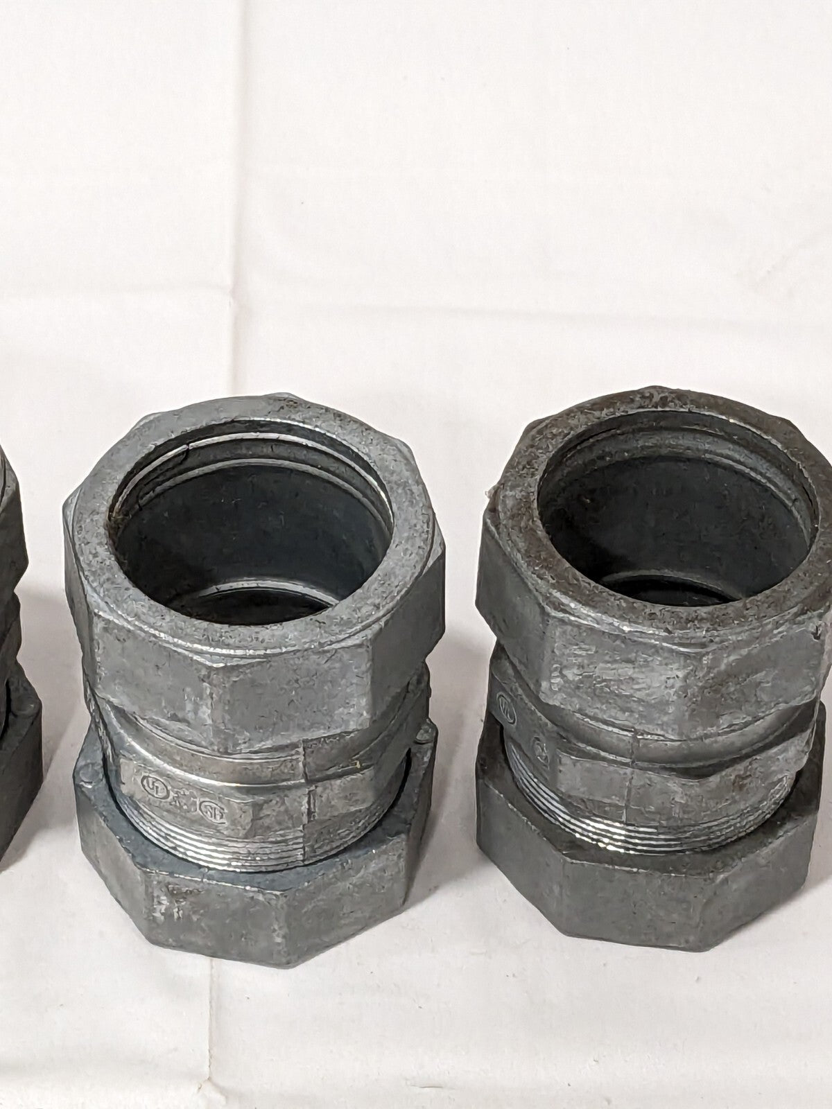 Neer 1-1/2" Die Cast Zinc EMT Gland Compression Coupling Qty 4 TC-615
