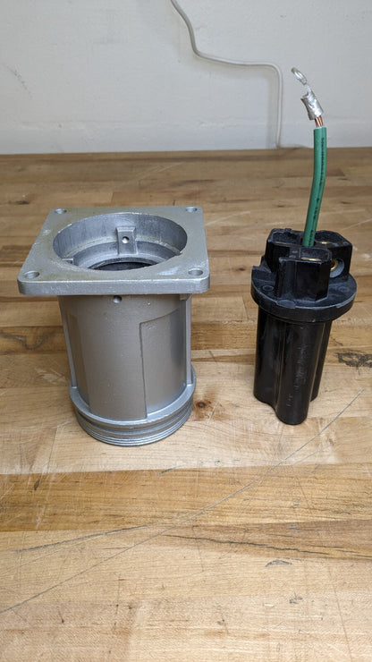 Russell &amp; Stoll 3437 100 Amp 480 VAC 2P3W Plug Pin &amp; Sleeve Receptacle N