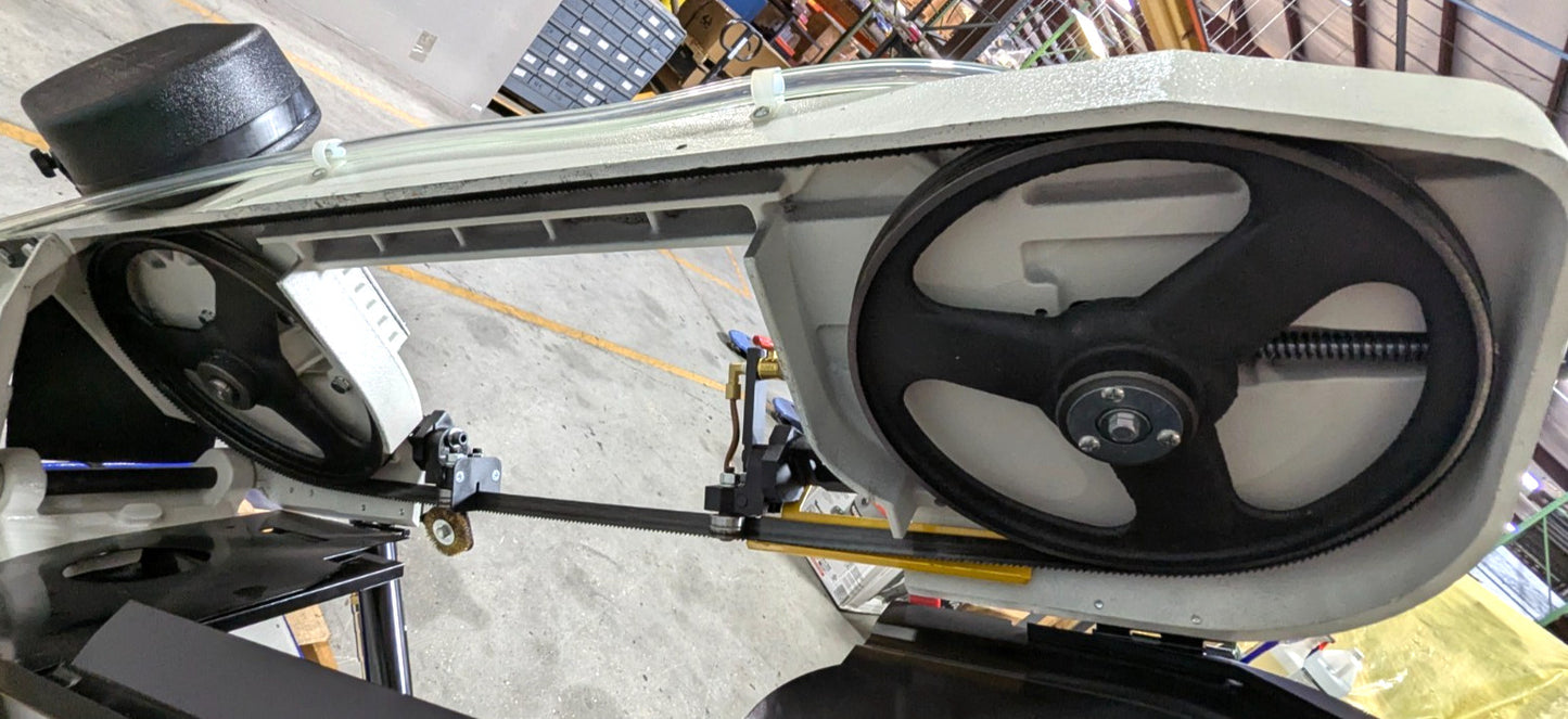 Vectrax 7 x 12" Horizontal & Vertical Bandsaw   115/230V - 1HP  *Scratch & Dent*