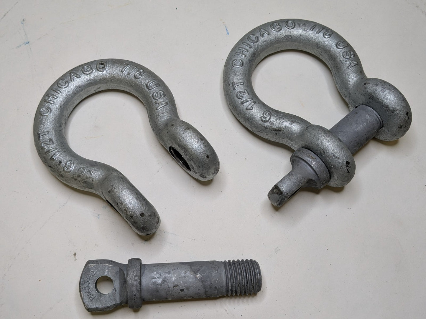 Lot of 2 Chicago Hardware 7/8" Screw Pin Anchor Shackle 6-1/2 Ton Cap. 2014