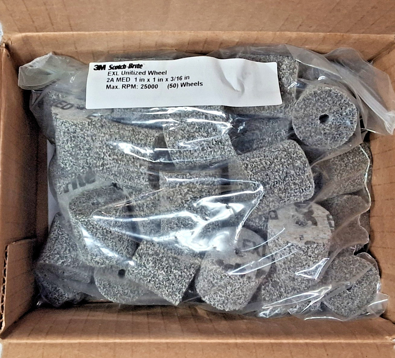 3M Aluminum Oxide Deburring Wheel 1" Dia 1" FW 3/16" QTY50 7000021281