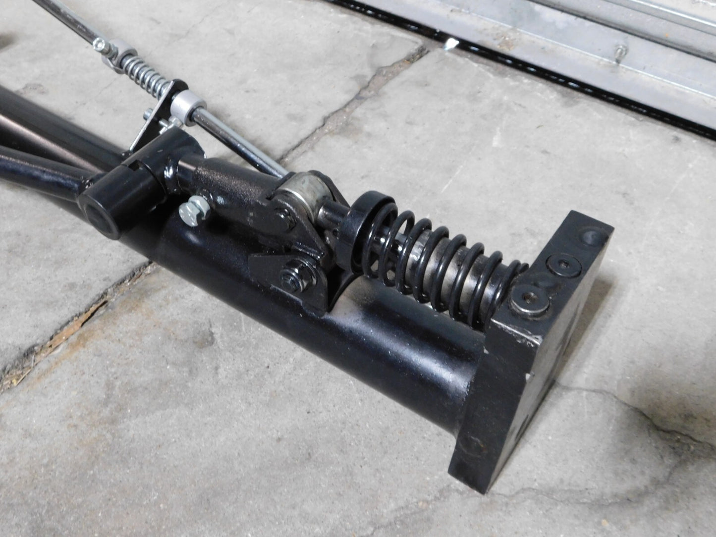 Pro-Grade Lifting Table Replacement Cylinder PF4150A-CY PARTS/REPAIR