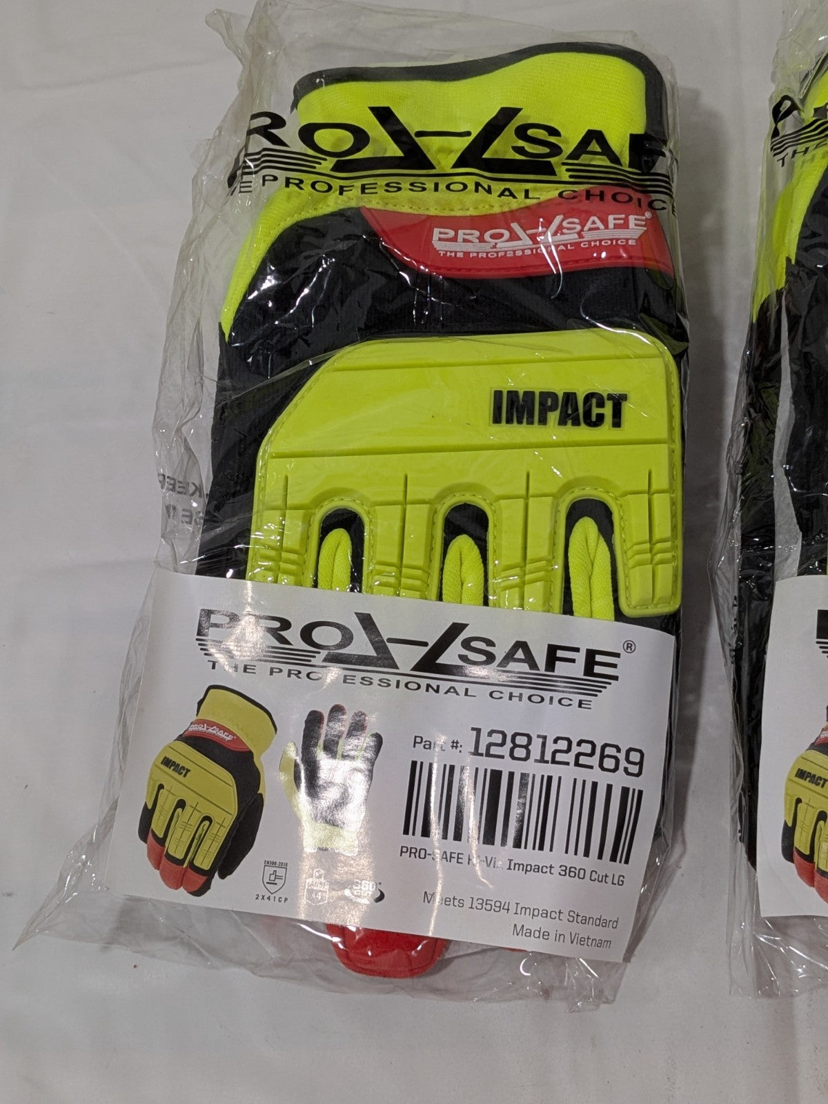 PRO-SAFE Gloves: Cut A4, Sz L Synthetic, Padded Grip Qty 2 Pairs 12812269