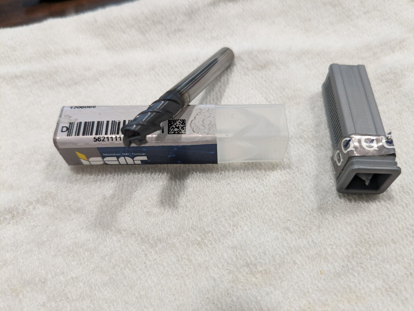 ISCAR Corner Radius End Mill: 6 mm Dia 5621111