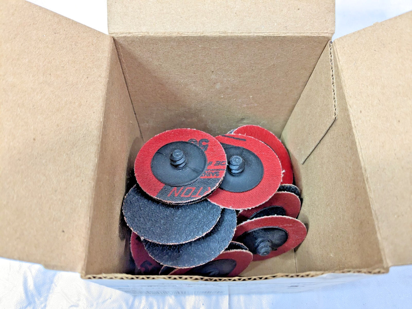 NORTON Red Heat R983 Quick-Change Discs 2" TR Type III 50G QTY 22 66261132731