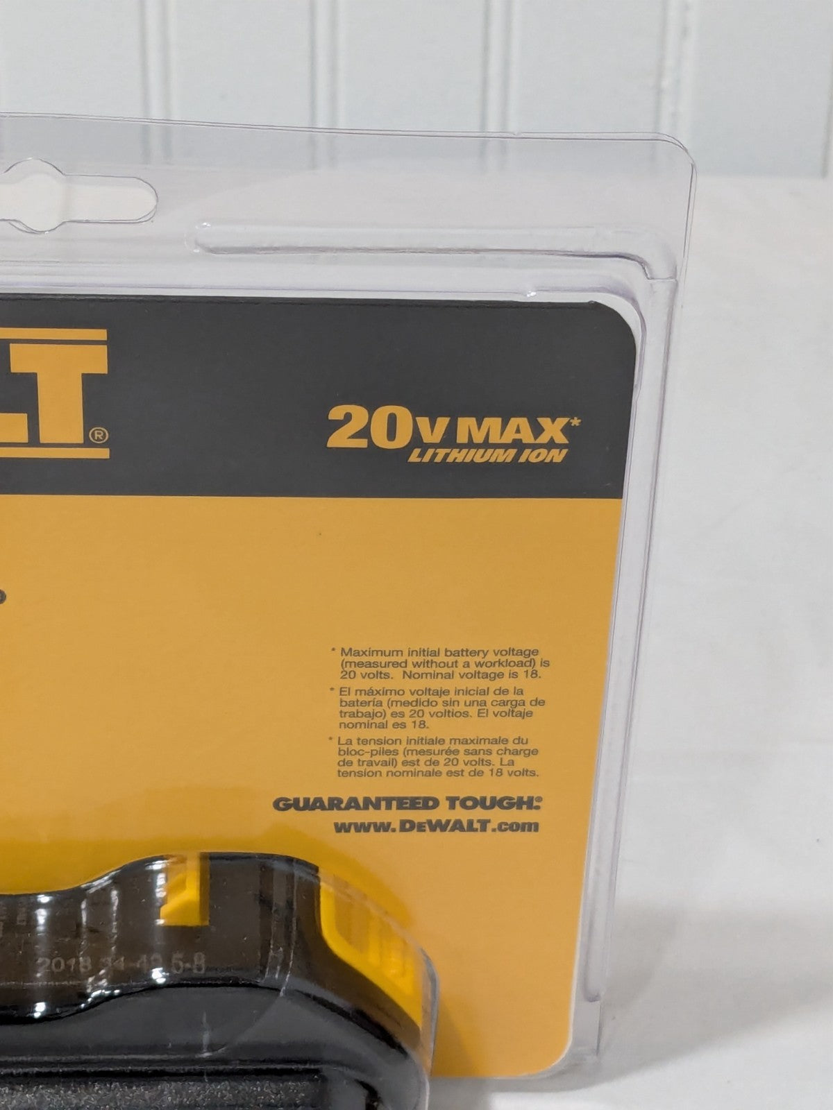 DeWalt 20V MAX Li-Ion Compact Battery Pack (1.5 Ah) DCB201