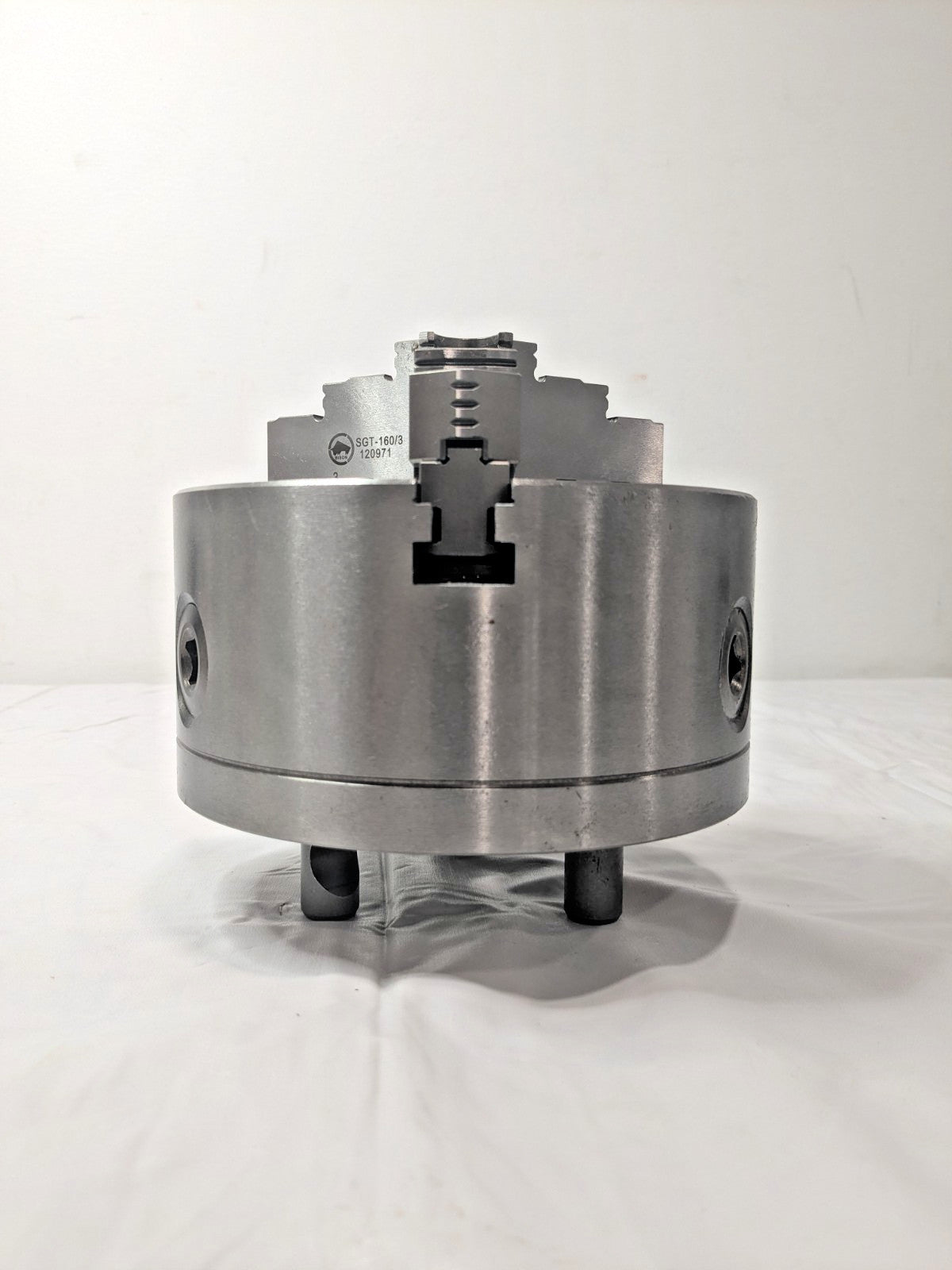 Bison 3 Jaws 6" Diam Self Centering Manual Lathe Chuck D1-4 Mount 7-803-0634