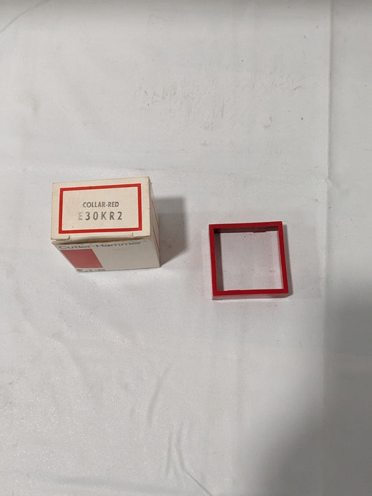Cutler Hammer E30KR2 Collar Red new