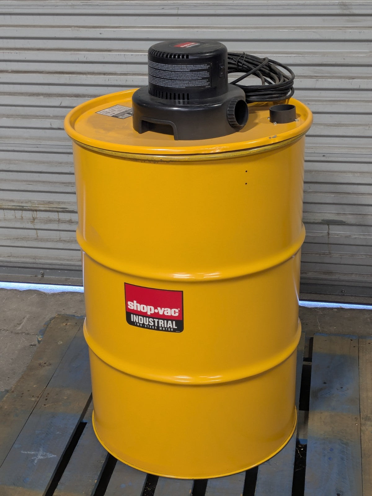 Shop Vac Industrial Wet / Dry Vacuum 55 Gallon Tank 3 HP 120v 11 Amp 9700510