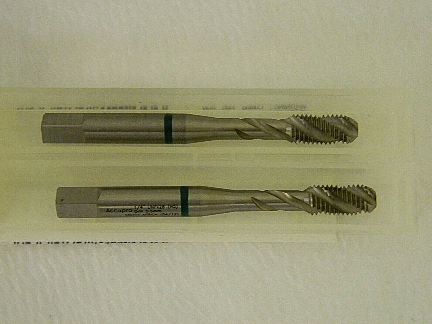 Accupro Vanadium HSS Spiral Flute Tap 1/4-28 UNF H5 3FL QTY 2  87157566