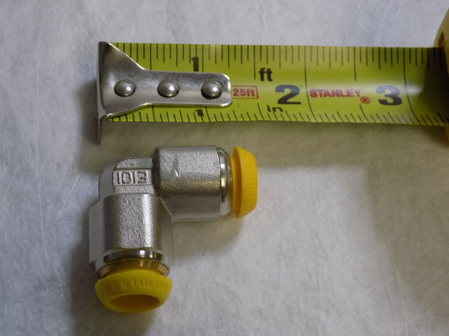 Barnes Distribution Union Elbow Prestolok Q.C. Brass 10mm OD  11472-3 Qty 4/Sale
