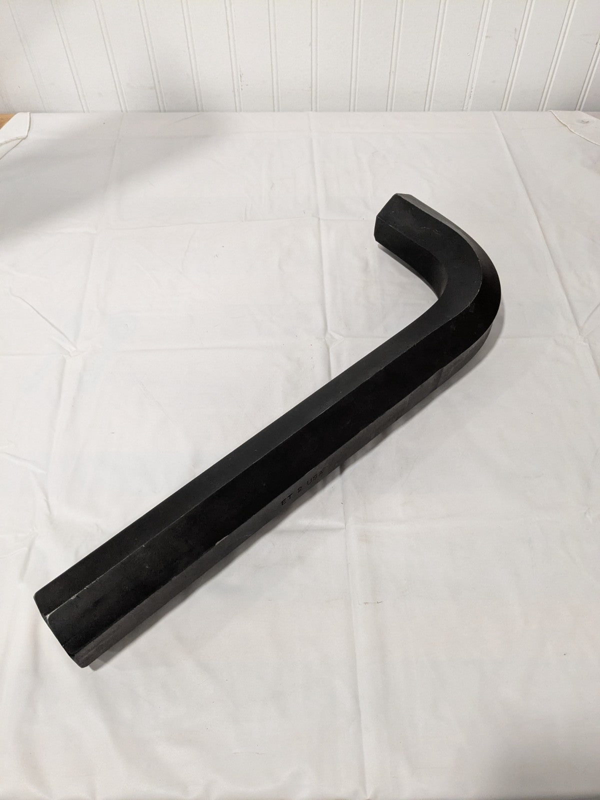 Eklind L-Handle Hex Key: 2", Hex End, Short Arm, 19-1/4" OAL 15180