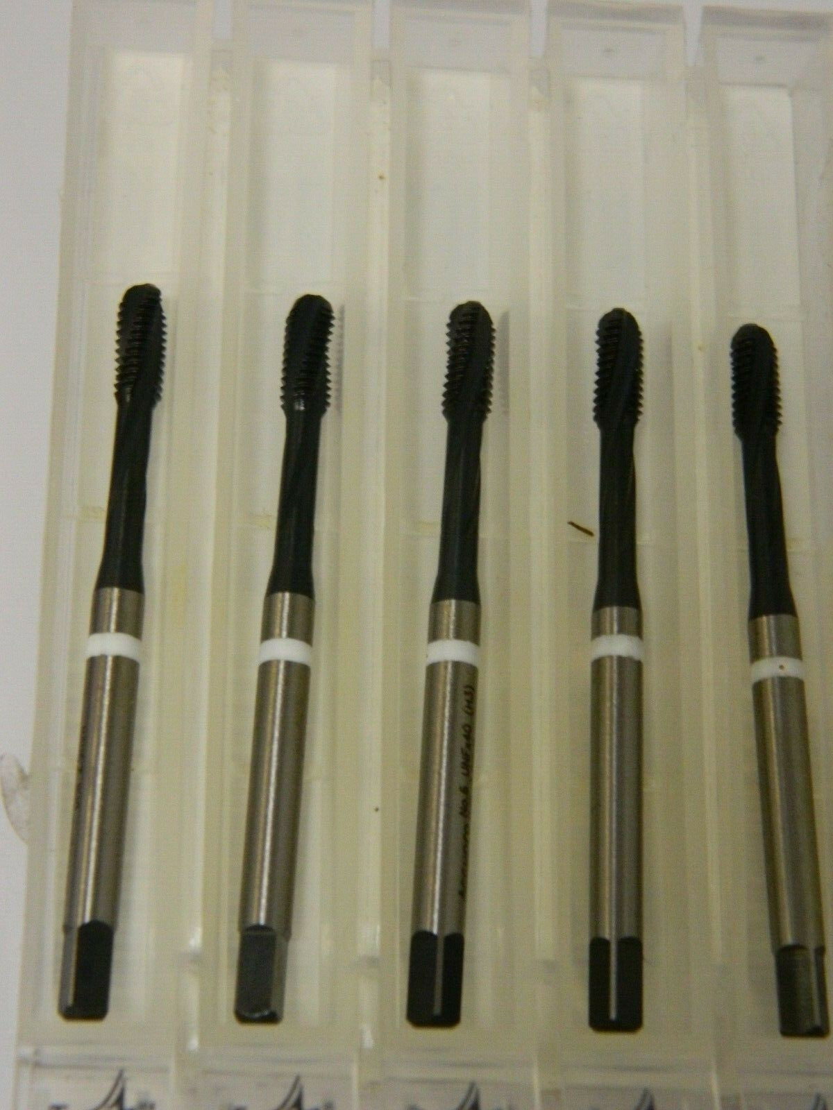 Accupro 6-40 HSSE H3 3-Flute Spriral Flute Tap White Band  QTY 5    09222571
