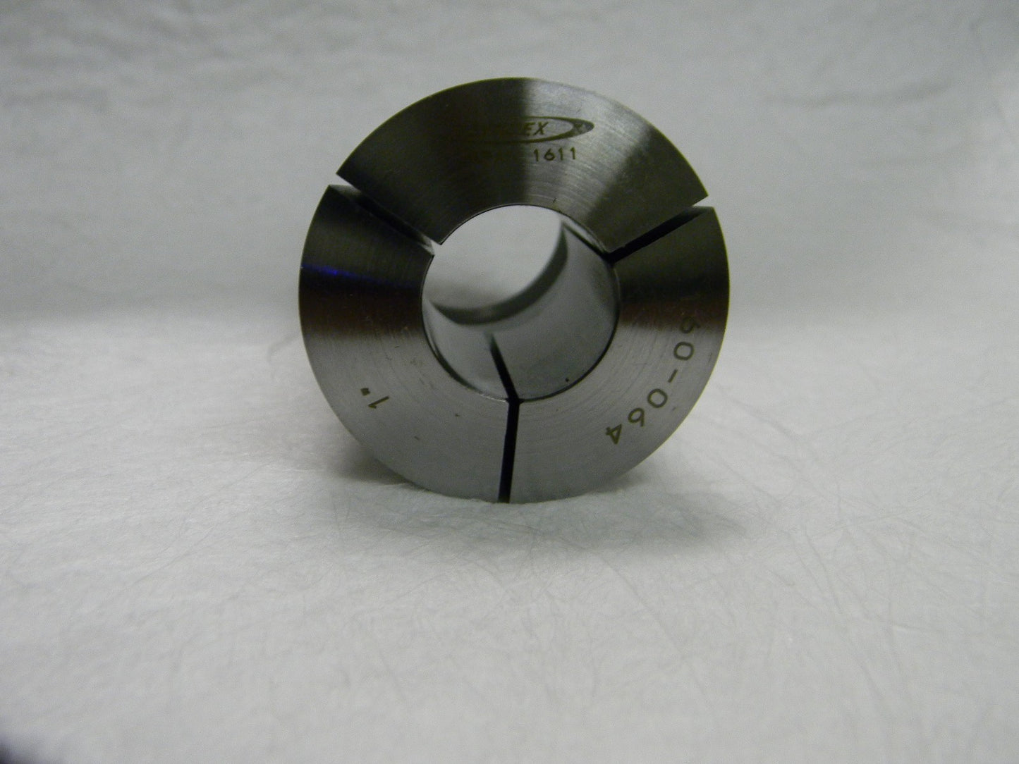 Lyndez Round Collet 1-11/16 - 20 Internal  M47.50 x 1.75 External160-064