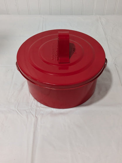 Eagle 2 Quart Capacity, Coated Steel, Red Bench Can B602