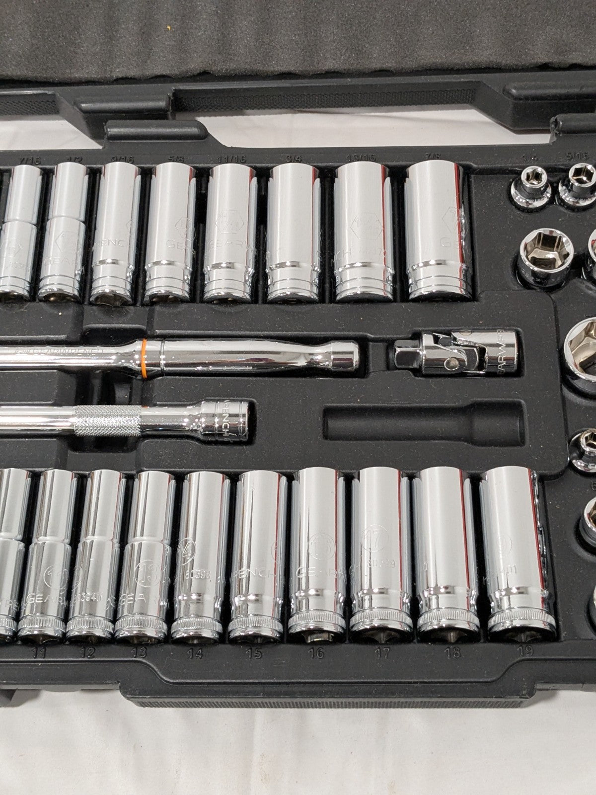 GEARWRENCH Socket Set: Deep Standard, 50 Pc, 3/8" Drive 80550P INCOMPLETE