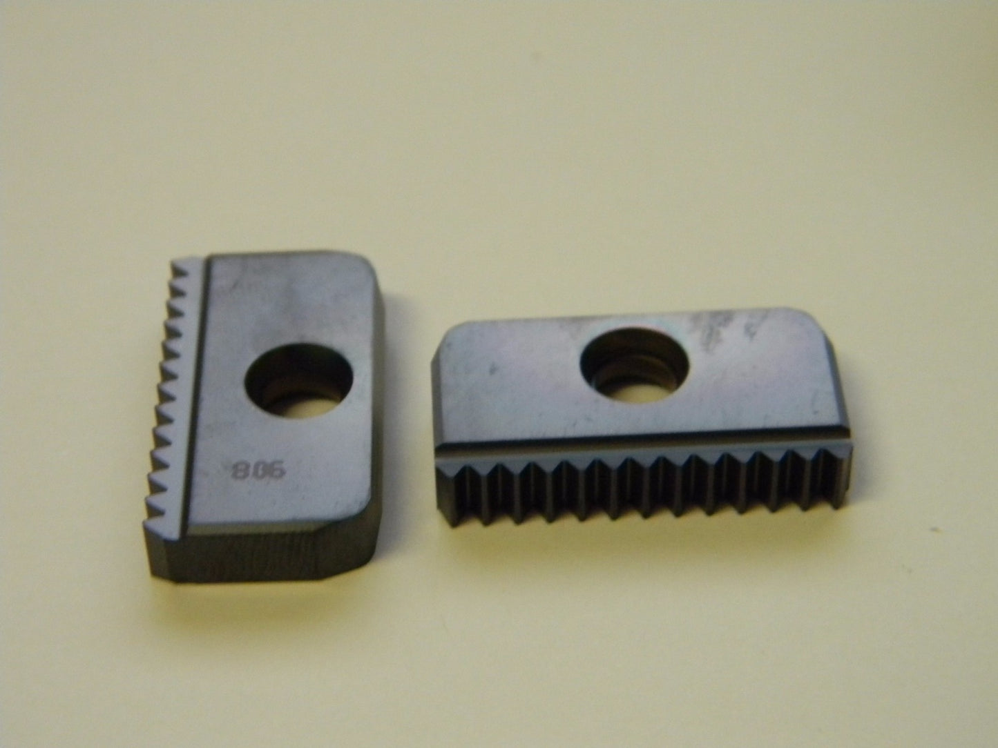 Iscar MT3011W IC908 TiAlN Coated Carb Thread Mill Insert Qty. 2 5607095