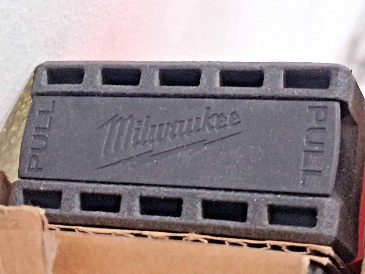 Milwaukee Tool Magnetic 48" Long 3 Vial Box Beam Level MLBXM48