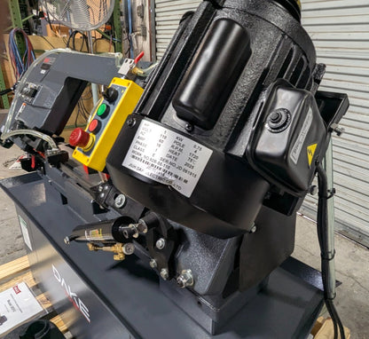 DAKE SE912  9 x 12  Horizontal Bandsaw 110v  1HP  Step Pulley  *Scratch & Dent*