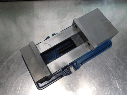Gibraltar 7-1/2 Opening 6 Manual Horizontal Stationary Machine Vise 428-72682