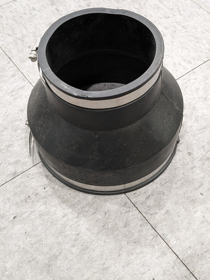 FERNCO 6 x 4" PVC Flexible Pipe Coupling with Clamp 1056-64