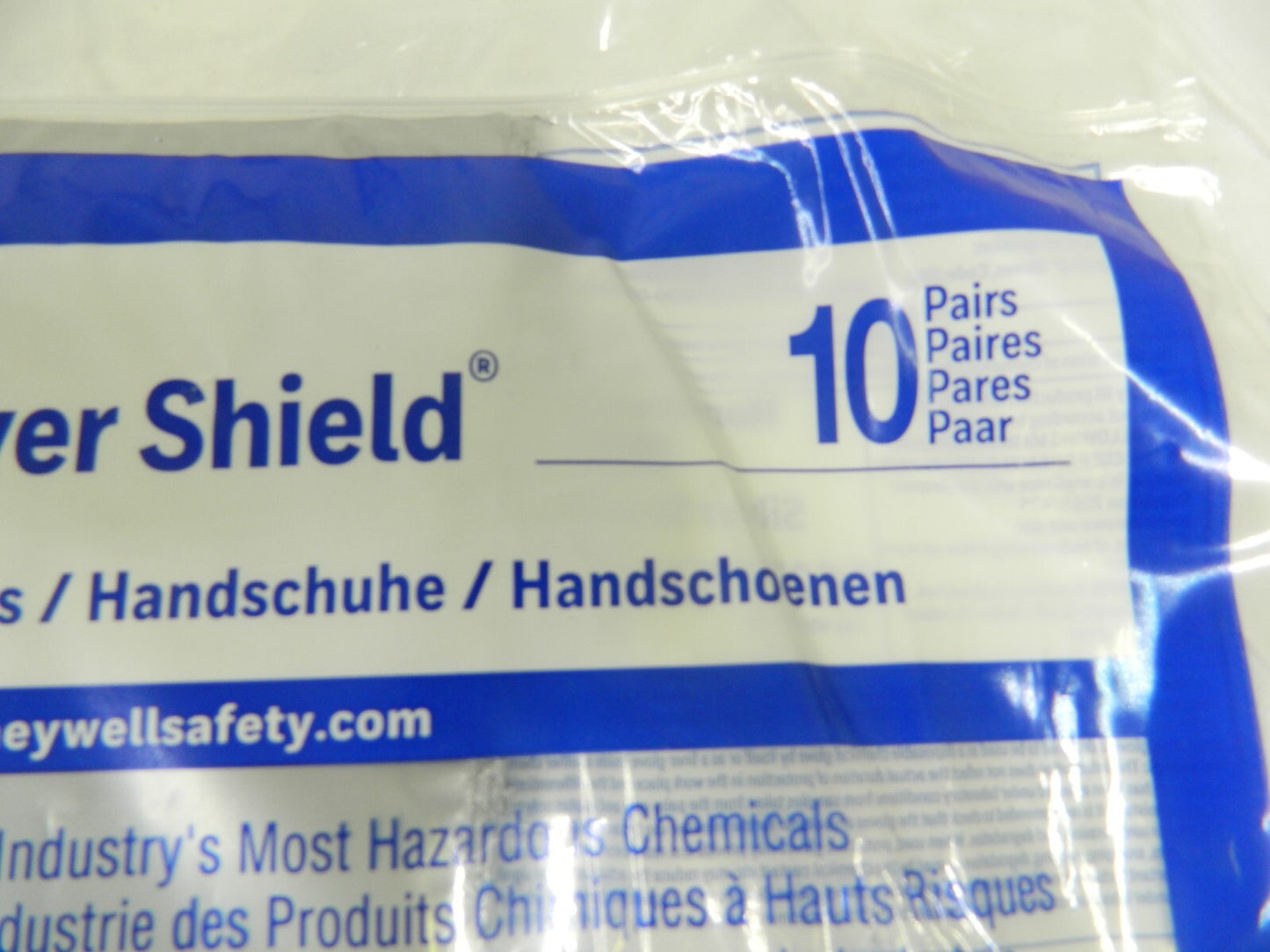 NORTH Chemical Resistant Gloves: 2.7 mil Thick Silver 16" Sz 10 Qty 10 SSG/
