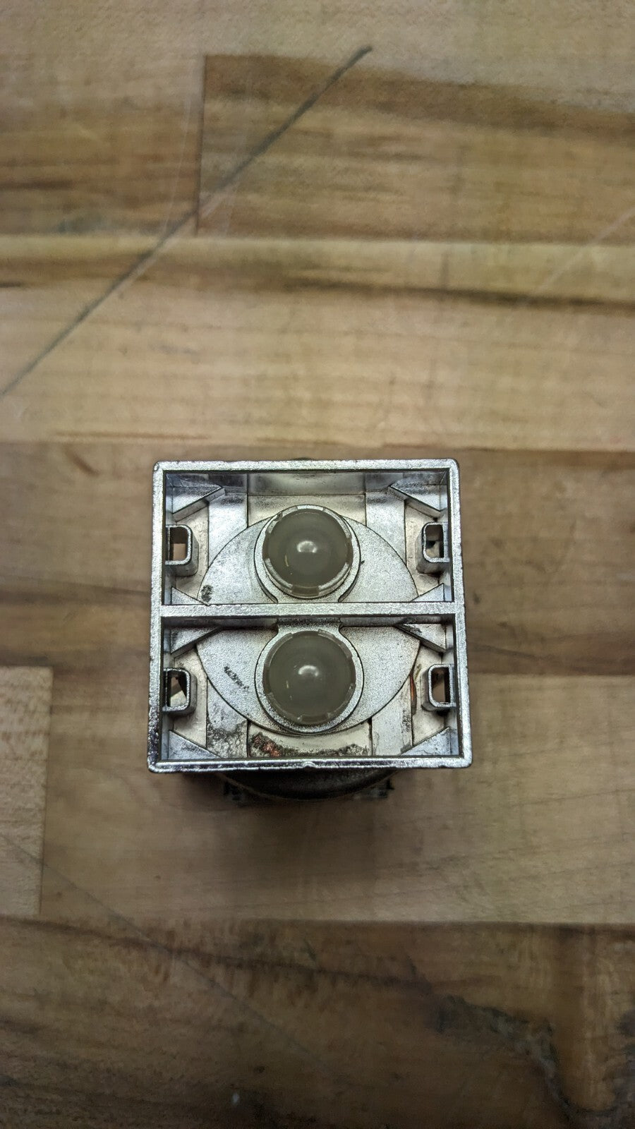 Eaton E30CS Dual Unit Square Multifunction Light Unit 2G Lens 28V AC DC