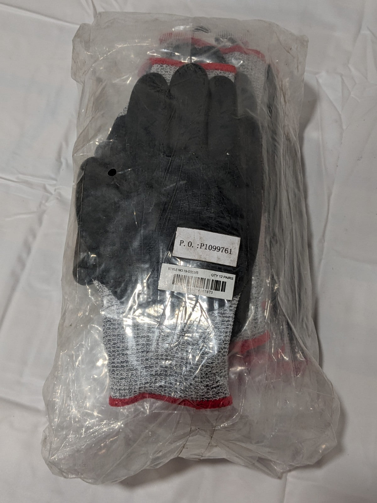 PIP Nitrile Gloves: G-Tek® 3GX® Size Small Qty 12 Pairs 19-D355/S