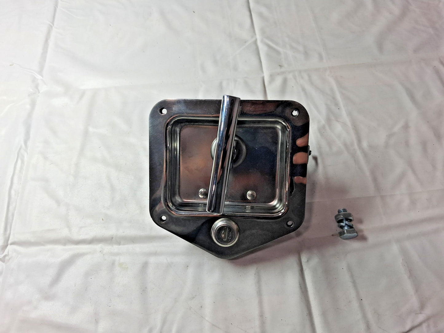 Buyers Products Stainless Steel Single Point T-Handle Latch L8815