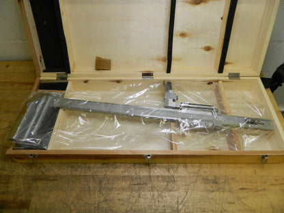 Vernier Height Gage 0 to 18 In Measurement 0.001 In Graduation 622-8518