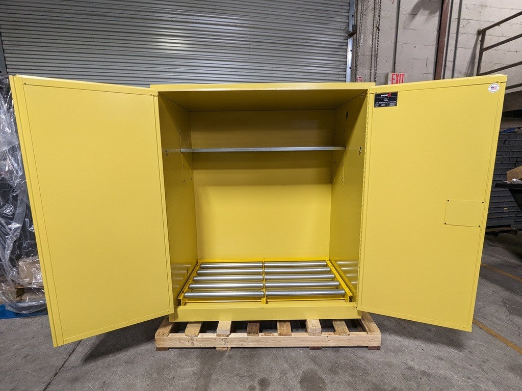 Securall Vertical Drum Storage Cabinet 120 Gal. Capacity V1110 Scratch N Dent