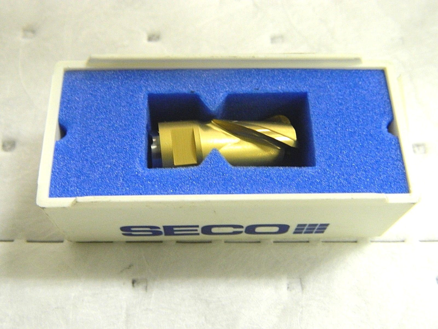 Seco Carbide Milling Tip Insert 16mm Cut Diam MP16 E05 Grade F40M Qty 1 51796