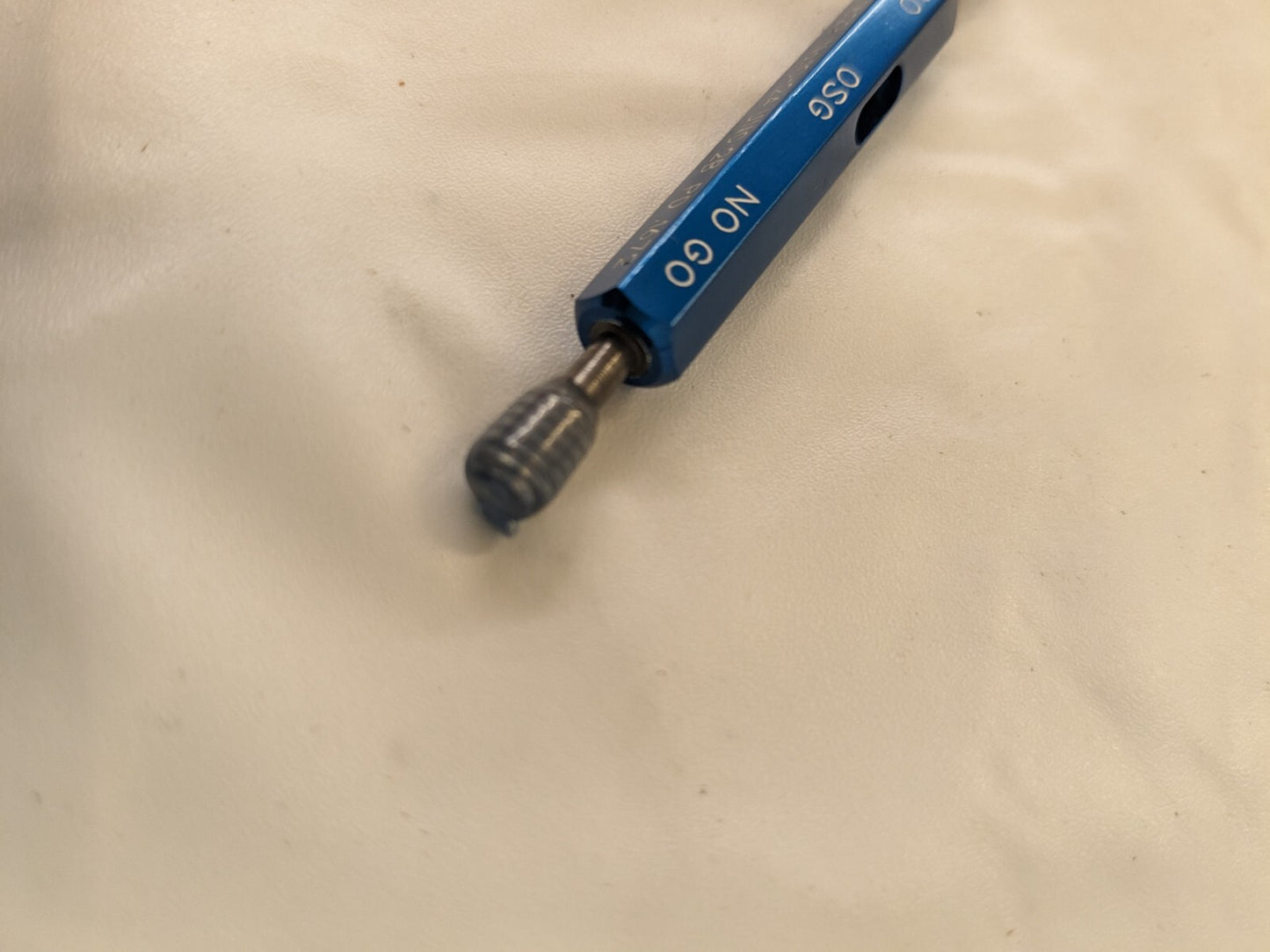OSG Plug Thread Gage #10-24 Thread 2B Class Double End 1500101300LF